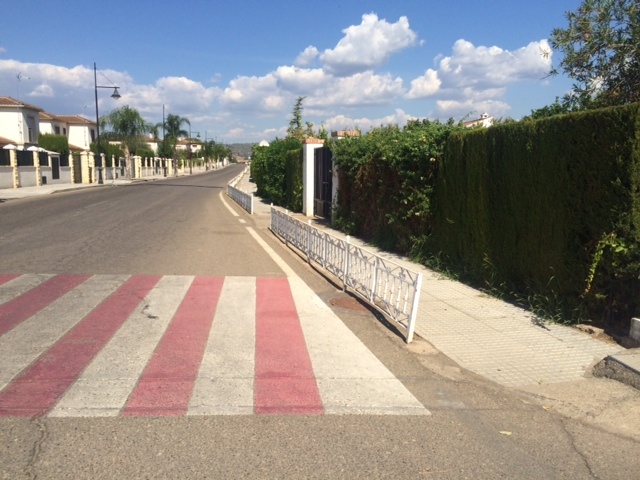 Solado del acerado del camino de las Casillas